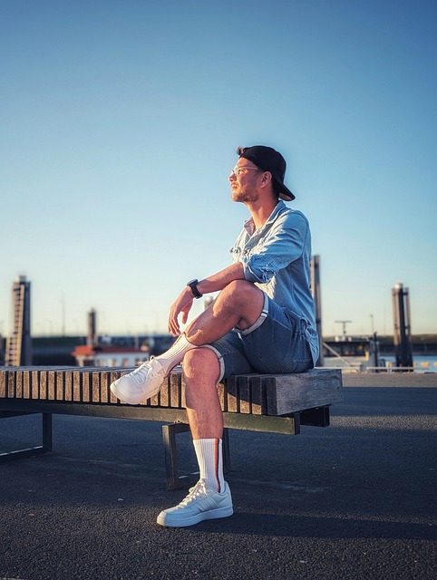 一个更加稳 一个更加稳