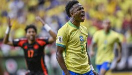 似比赛脱颖 似比赛脱颖