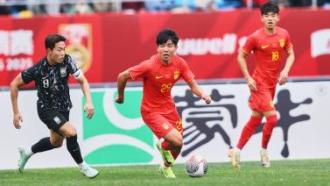 尤其是足球
